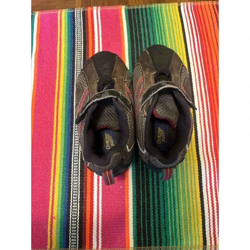OshKosh Bgosh Toddler Boys Gray Black Red Mesh Hook Loop Sneakers Size 7